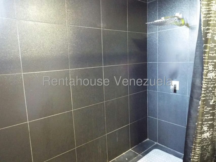 Casa (Multipes Niveles) en Venta en Alto Prado, Distrito Metropolitano - 29