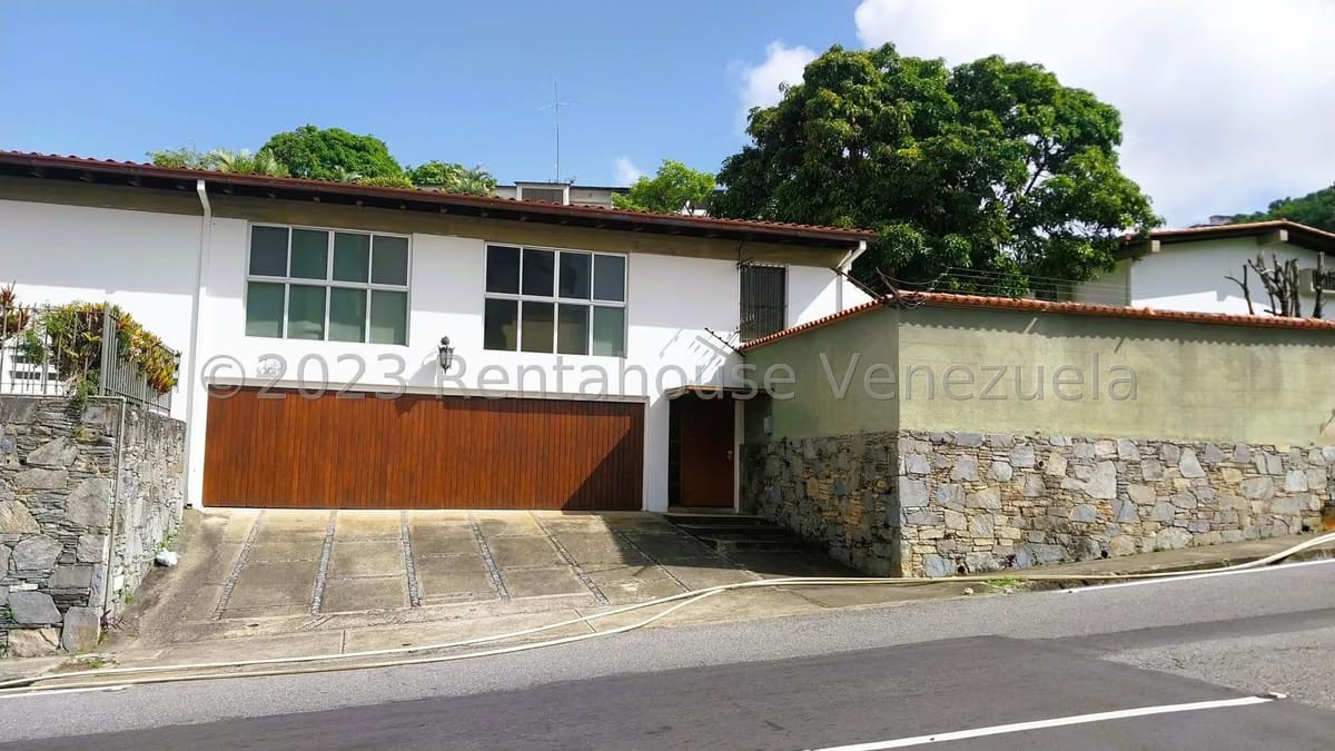 CASA EN VENTA SELENE MARIN – MLS#24-570