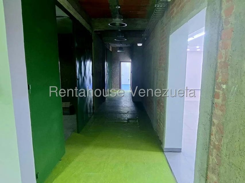 Comercial (Local Comercial) en Venta en El Paraiso, Distrito Metropolitano - 15