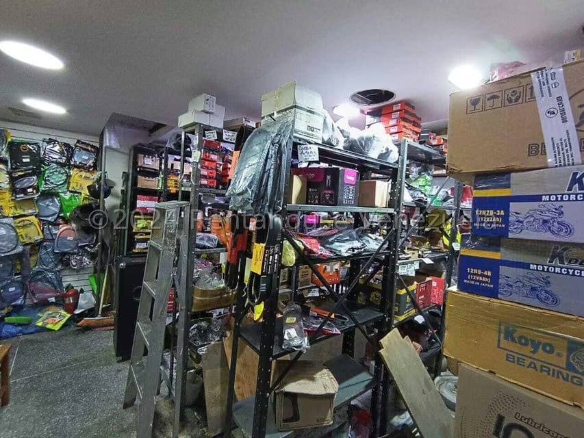 Comercial (Edificio) en Venta en Catia, Distrito Metropolitano - 5