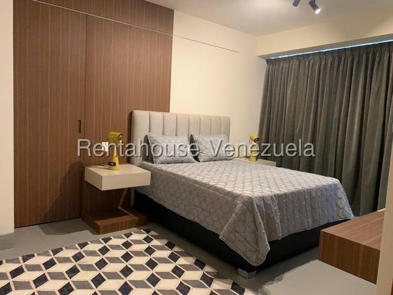 Apartamento (1 Nivel) en Alquiler en Campo Alegre, Distrito Metropolitano - 8