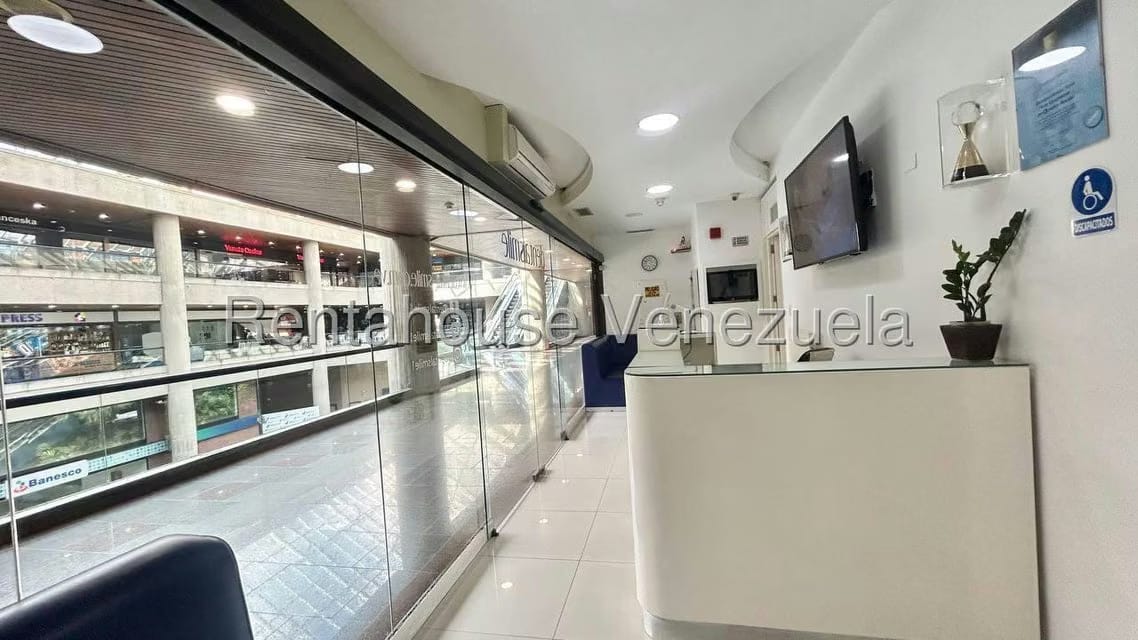 Comercial (Consultorio Medico) en Alquiler en Santa Fe Norte, Distrito Metropolitano - 6