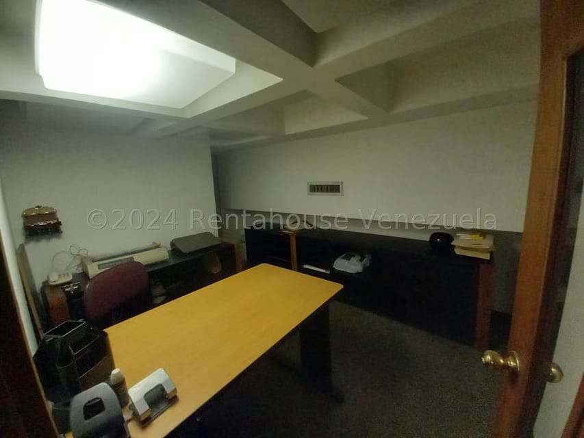 Comercial (Local Comercial) en Venta en Prados del Este, Distrito Metropolitano - 14