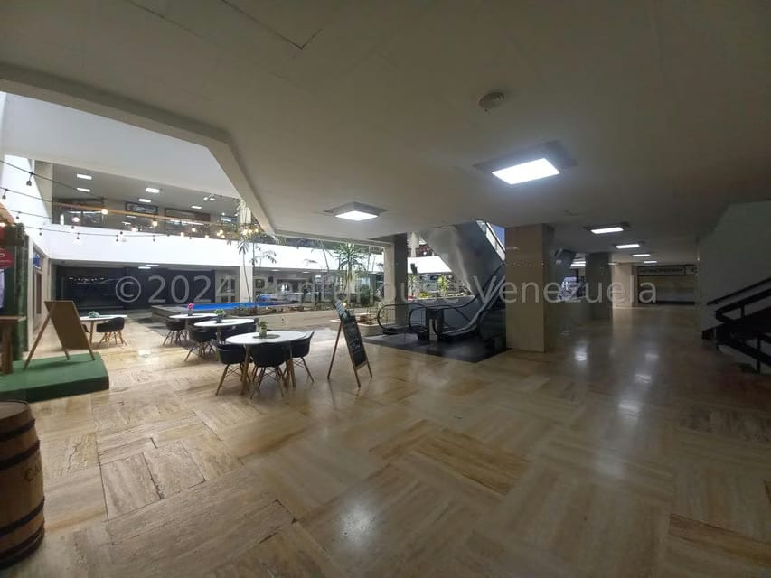 Comercial (Local Comercial) en Venta en Prados del Este, Distrito Metropolitano - 27