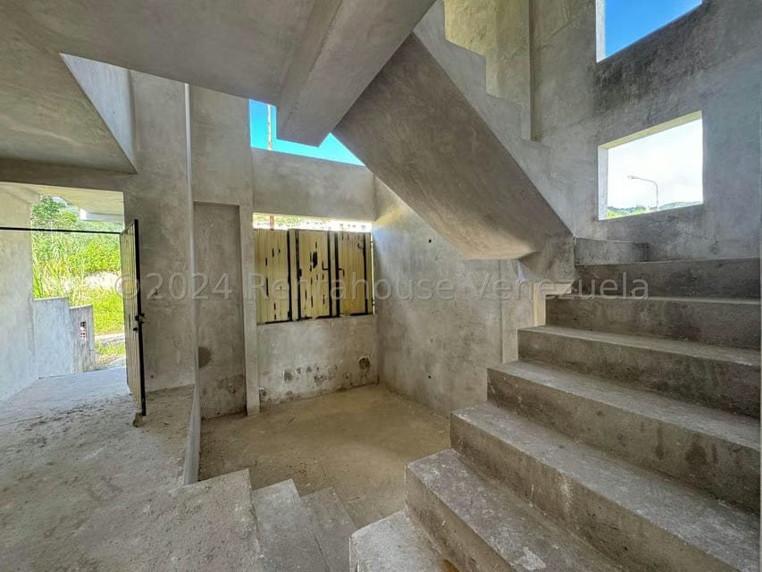 Apartamento (Multiples Niveles) en Venta en Pirineos, Tachira - 4