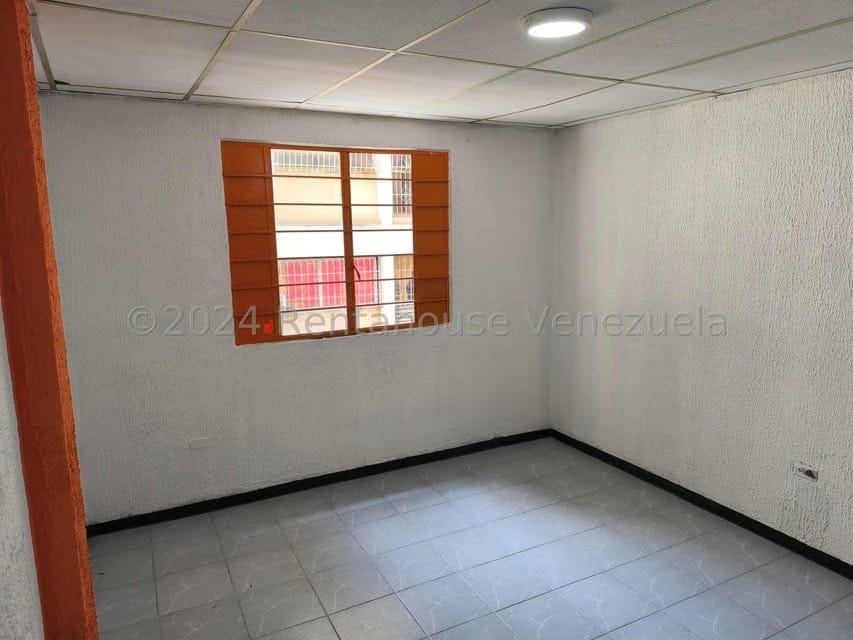 Comercial (Oficina) en Alquiler en Parroquia La Candelaria, Distrito Metropolitano - 9
