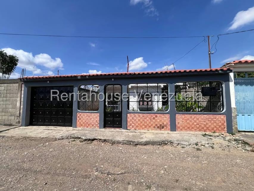 Casa (Duplex) en Venta en Parroquia El Cuji, Lara