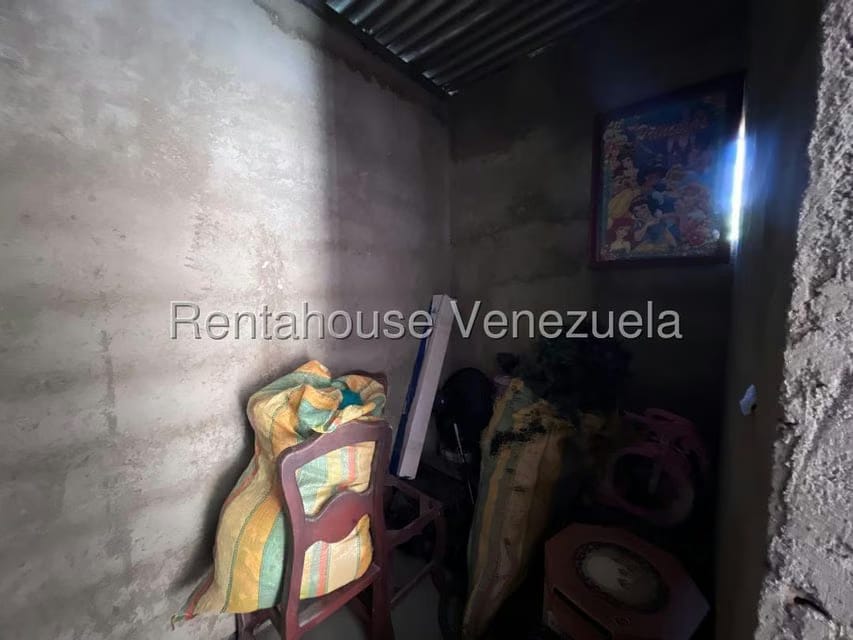 Casa (Duplex) en Venta en Parroquia El Cuji, Lara - 33