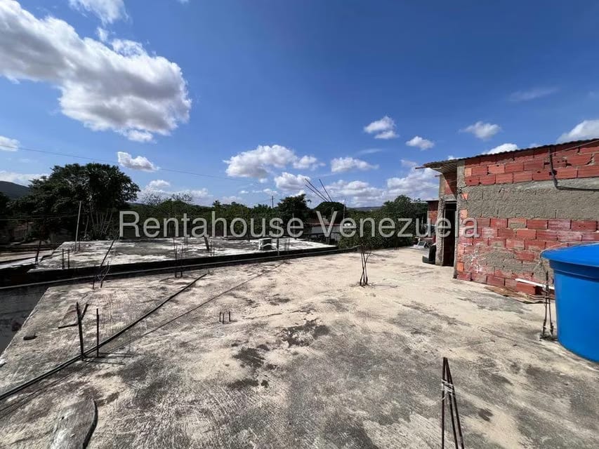 Casa (Duplex) en Venta en Parroquia El Cuji, Lara - 37