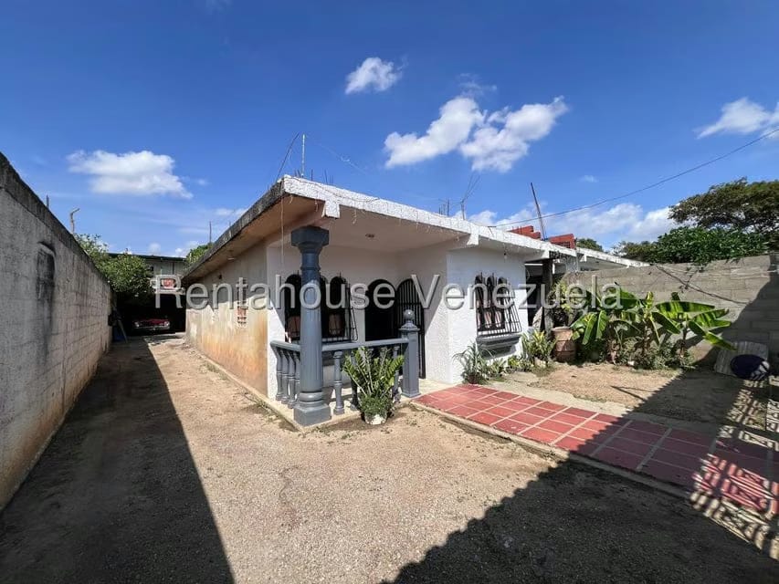 Casa (Duplex) en Venta en Parroquia El Cuji, Lara - 5