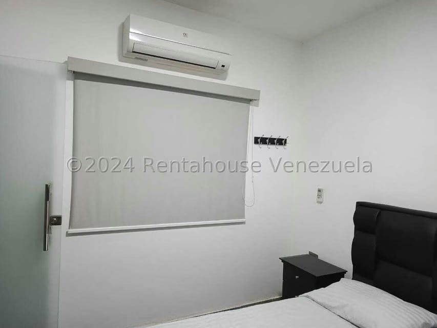 Casa (1 Nivel) en Venta en La Lago, Zulia - 23