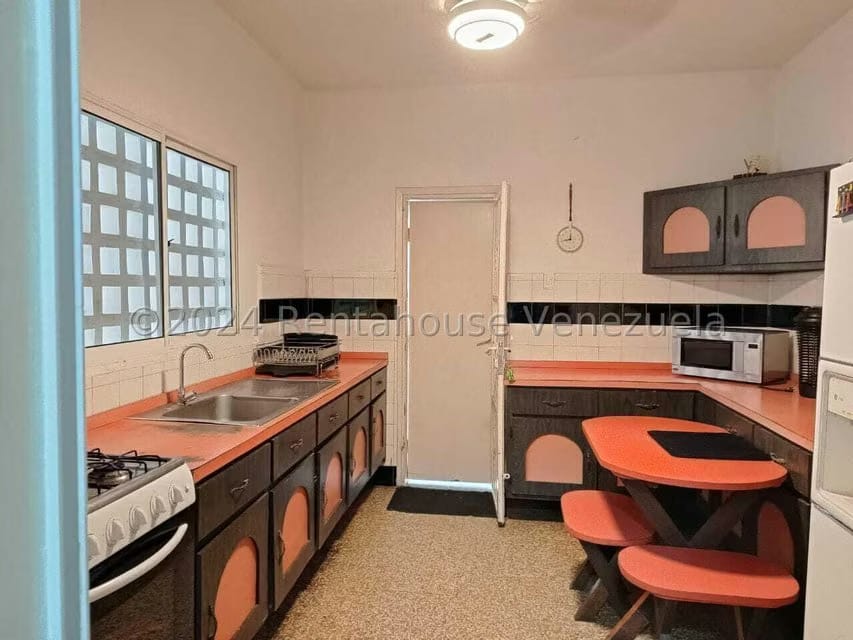 Casa (1 Nivel) en Venta en La Lago, Zulia - 25