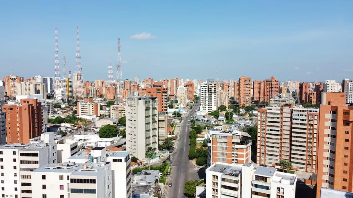 Casa (1 Nivel) en Venta en La Lago, Zulia - 36