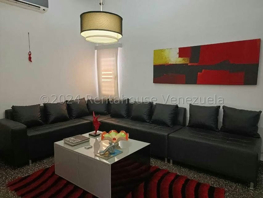 Casa (1 Nivel) en Venta en La Lago, Zulia - 5