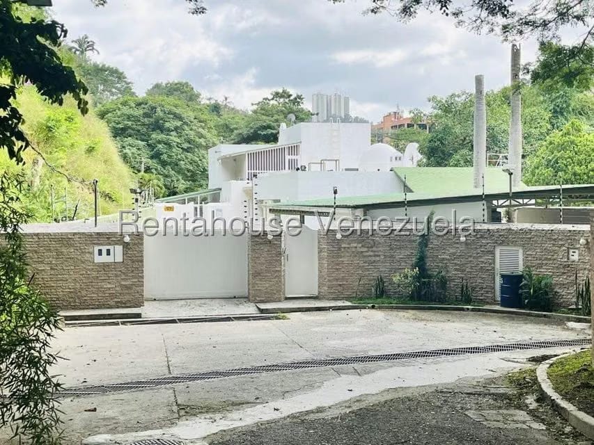 Casa (Duplex) en Venta en Cerro Verde, Distrito Metropolitano