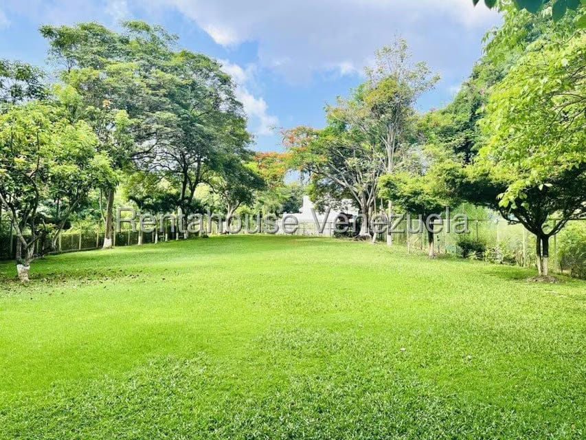 Casa (Duplex) en Venta en Cerro Verde, Distrito Metropolitano - 21