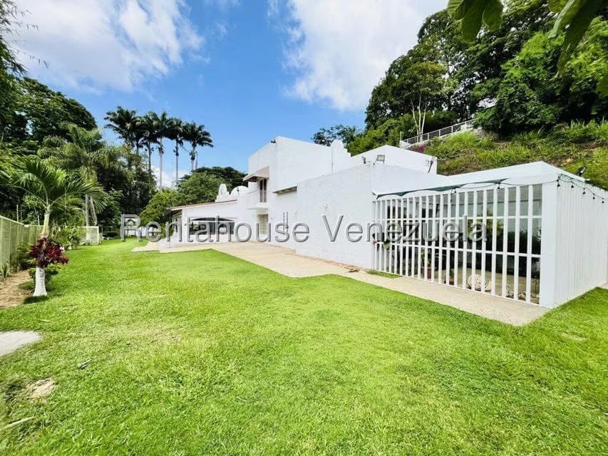 Casa (Duplex) en Venta en Cerro Verde, Distrito Metropolitano - 53