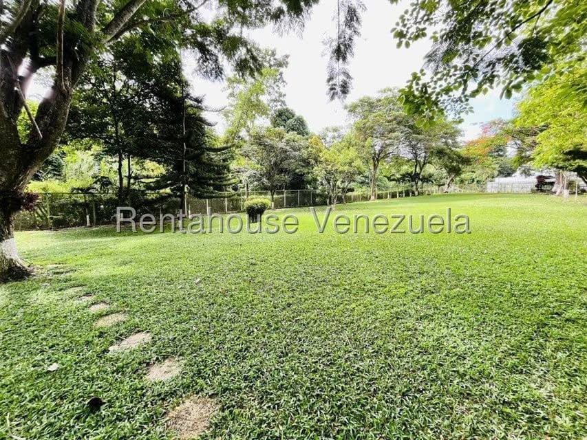 Casa (Duplex) en Venta en Cerro Verde, Distrito Metropolitano - 58