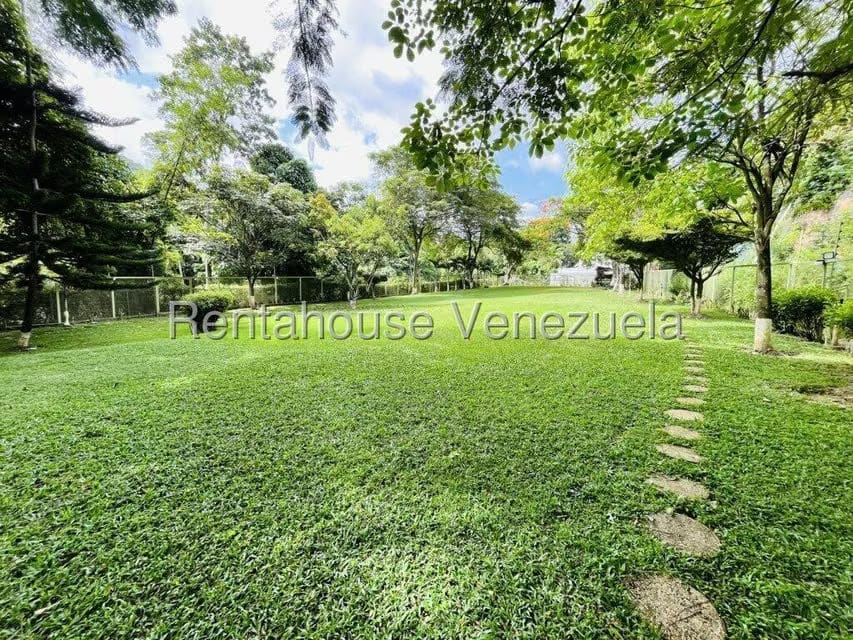 Casa (Duplex) en Venta en Cerro Verde, Distrito Metropolitano - 59