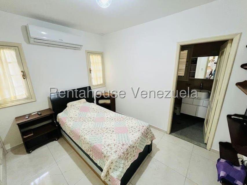 Casa (Duplex) en Venta en Cerro Verde, Distrito Metropolitano - 65