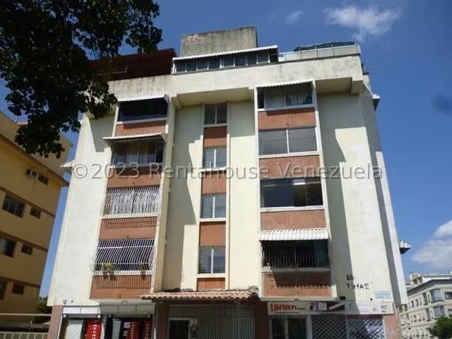 APARTAMENTO EN VENTA – ELENA MARIN NOBREGA