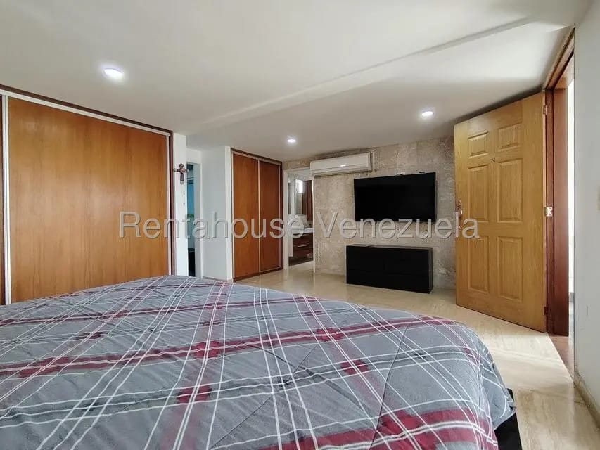 Apartamento (Duplex) en Alquiler en Buenaventura, Miranda - 17