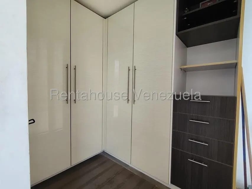 Apartamento (Duplex) en Alquiler en Buenaventura, Miranda - 19