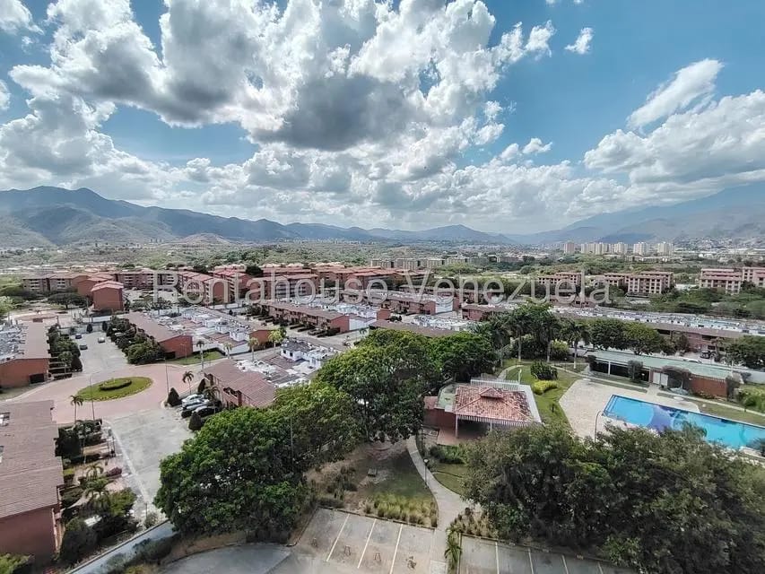 Apartamento (Duplex) en Alquiler en Buenaventura, Miranda - 22