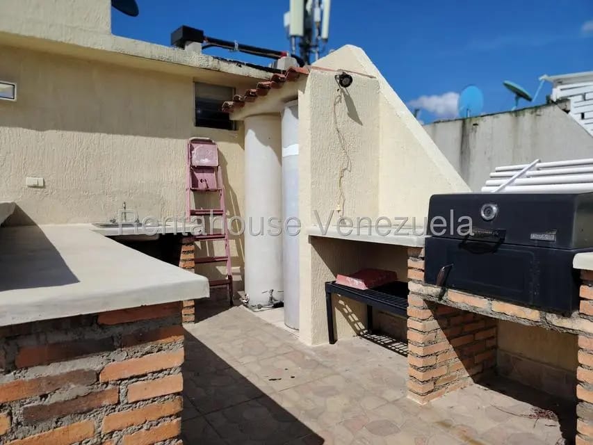 Apartamento (Duplex) en Alquiler en Buenaventura, Miranda - 26