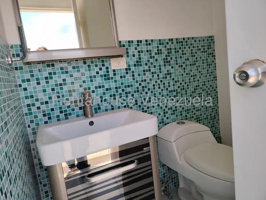 Apartamento (Duplex) en Alquiler en Buenaventura, Miranda - 28