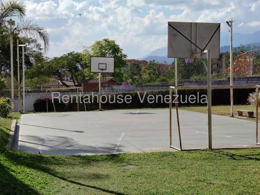 Apartamento (Duplex) en Alquiler en Buenaventura, Miranda - 29