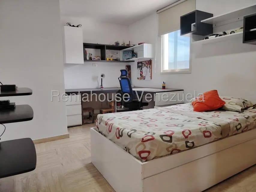 Apartamento (Duplex) en Alquiler en Buenaventura, Miranda - 9