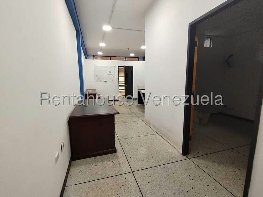Comercial (Oficina) en Venta en Sector Centro, Carabobo - 16
