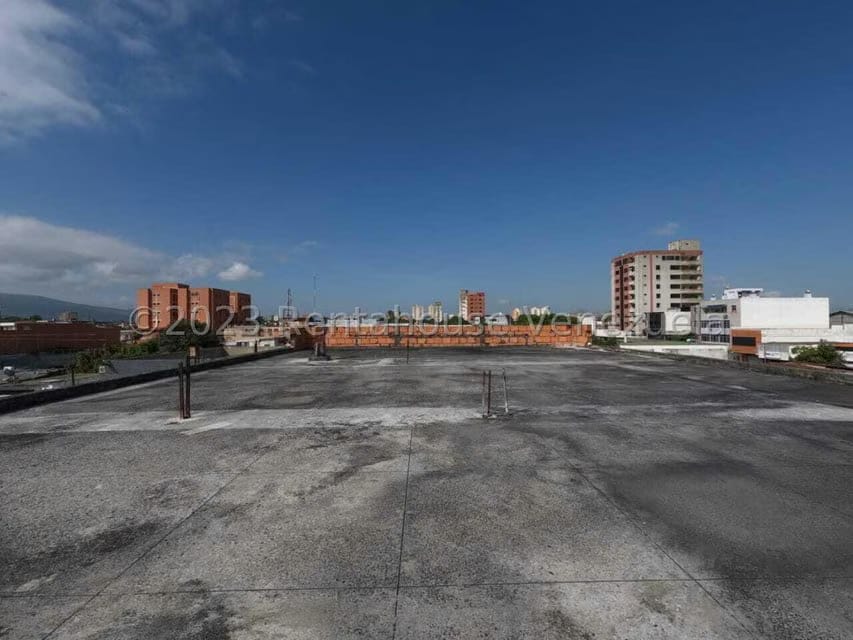 Comercial (Edificio) en Venta en Centro, Lara - 9