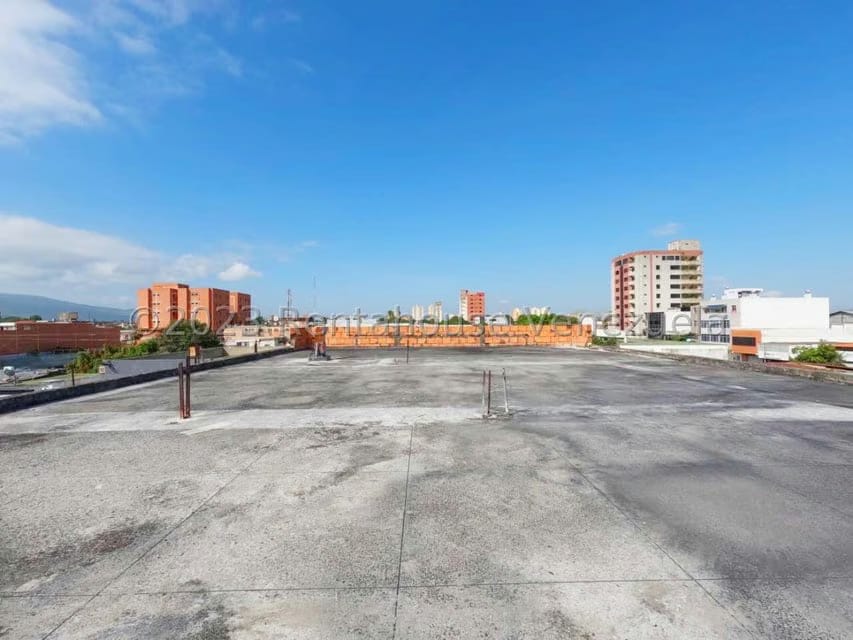 Comercial (Edificio) en Venta en Centro, Lara - 10