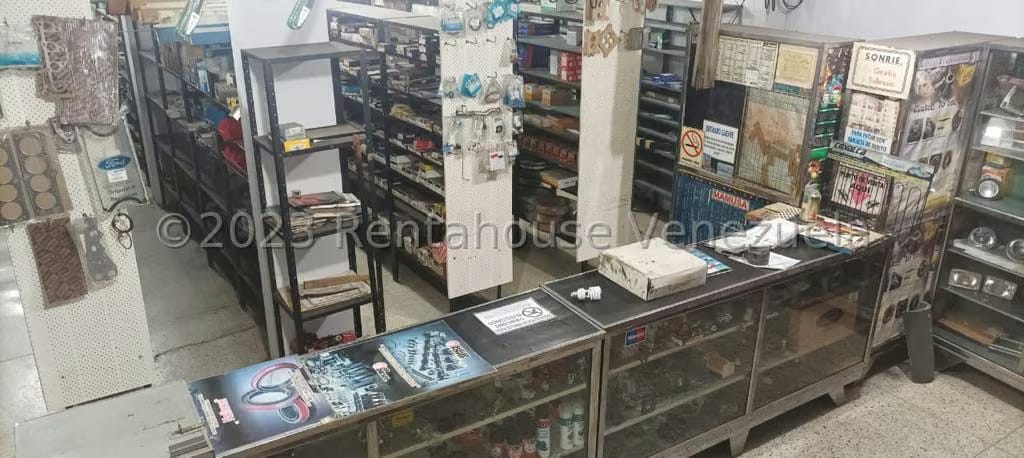 Comercial (Local Comercial) en Alquiler en Guarenas, Miranda - 8