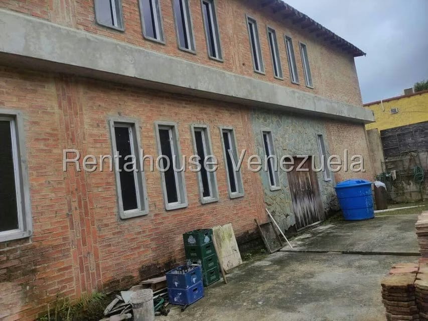 Casa (Multipes Niveles) en Venta en Los Guayabitos, Distrito Metropolitano - 11
