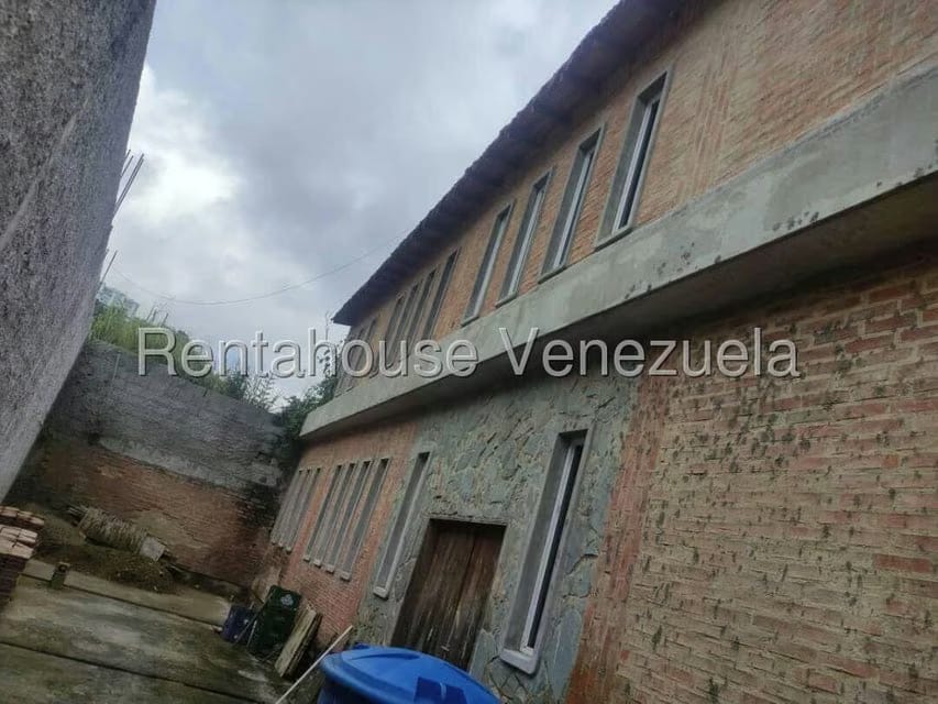 Casa (Multipes Niveles) en Venta en Los Guayabitos, Distrito Metropolitano - 10
