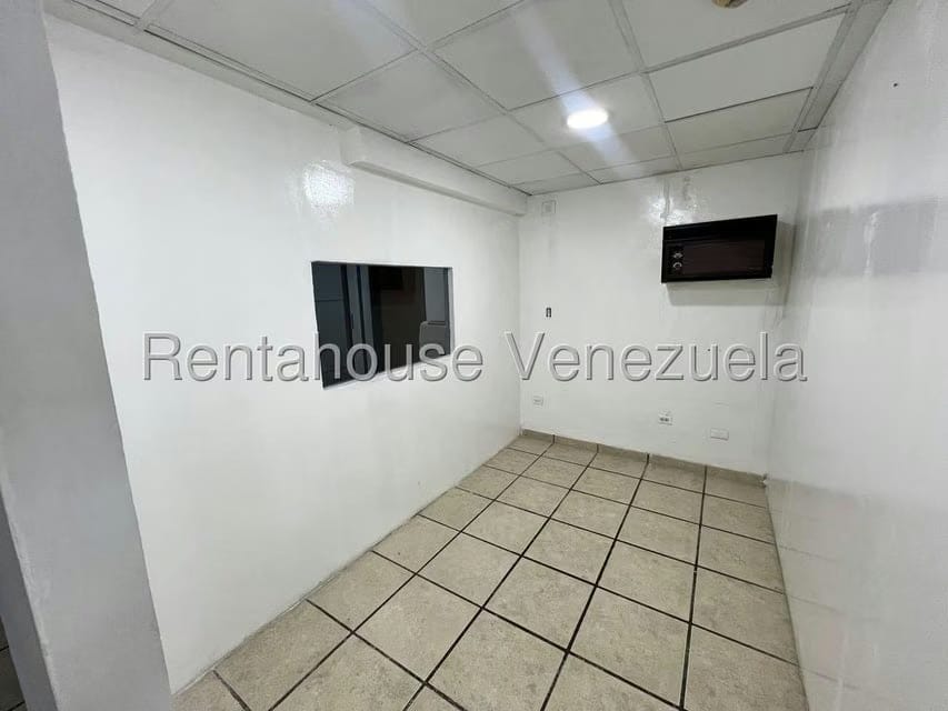 Comercial (Local Comercial) en Alquiler en Avenida Mariño, Aragua - 9