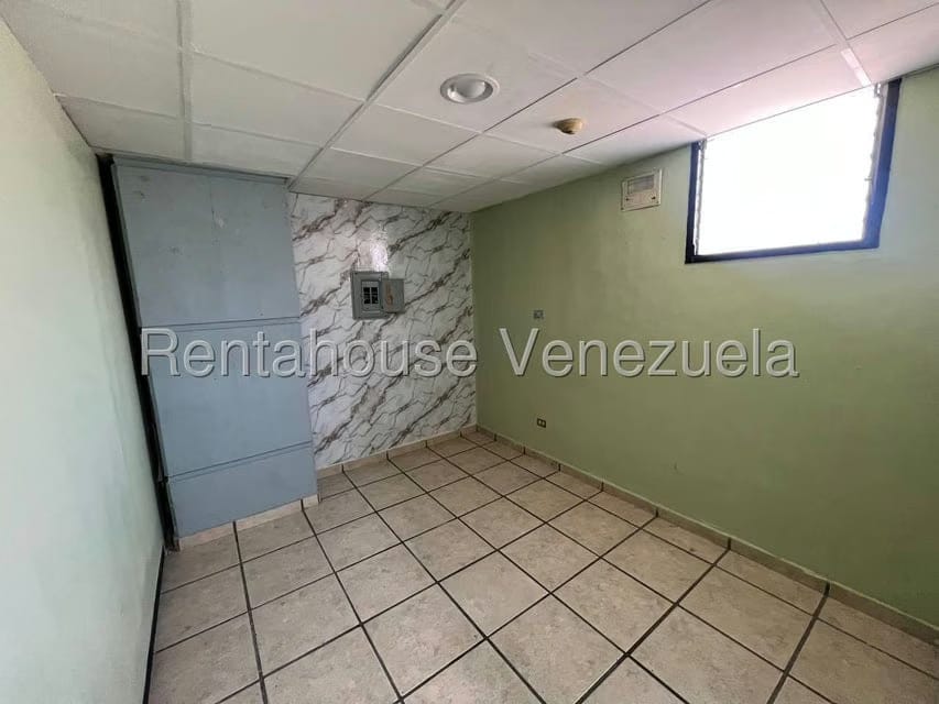 Comercial (Local Comercial) en Alquiler en Avenida Mariño, Aragua - 10