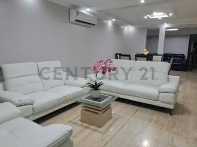 Se vende Town House actualizado