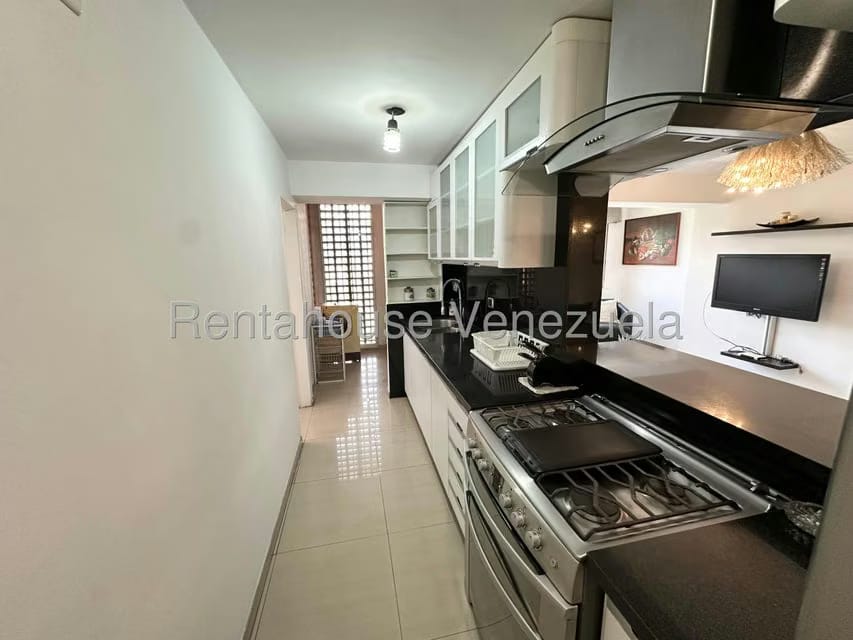 Apartamento (1 Nivel) en Venta en Prados del Este, Distrito Metropolitano - 5