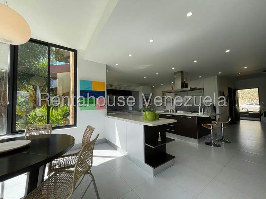 Casa (Multipes Niveles) en Venta en La Trinidad, Distrito Metropolitano - 24