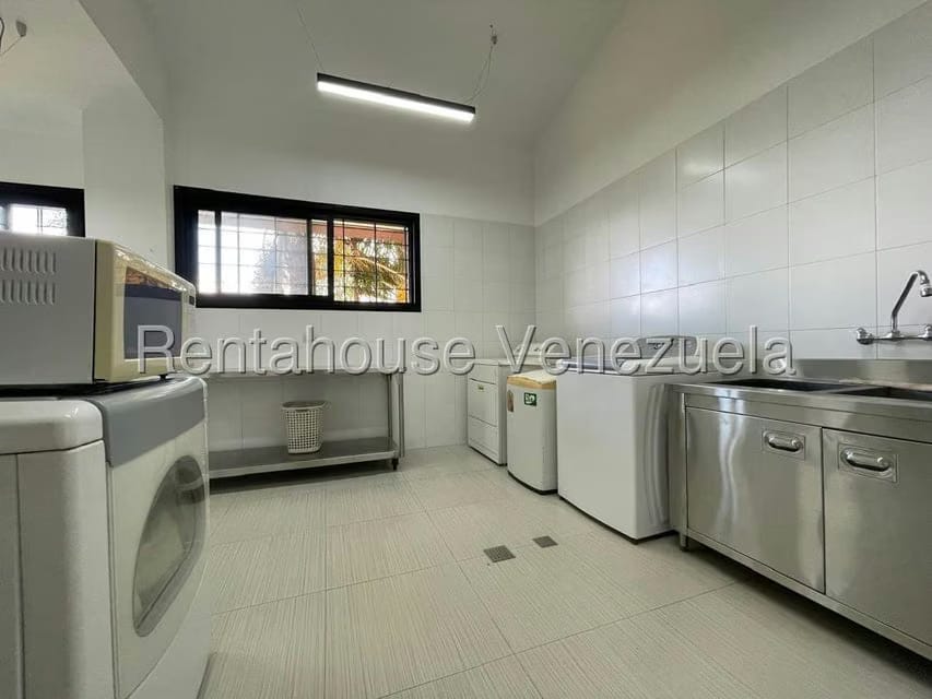 Casa (Multipes Niveles) en Venta en La Trinidad, Distrito Metropolitano - 27