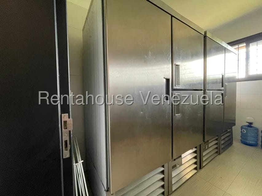 Casa (Multipes Niveles) en Venta en La Trinidad, Distrito Metropolitano - 28