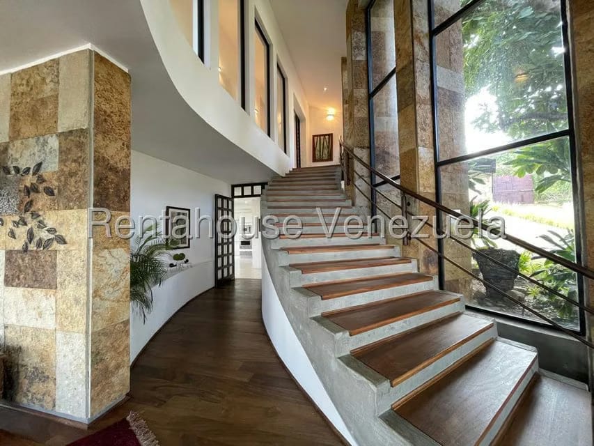 Casa (Multipes Niveles) en Venta en La Trinidad, Distrito Metropolitano - 37