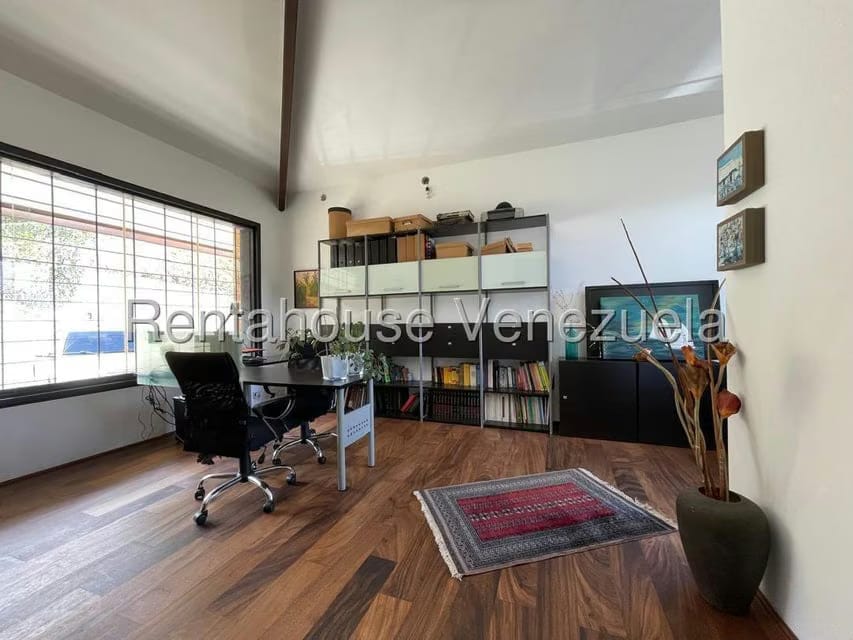 Casa (Multipes Niveles) en Venta en La Trinidad, Distrito Metropolitano - 5