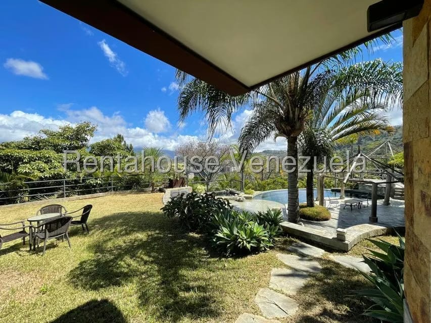 Casa (Multipes Niveles) en Venta en La Trinidad, Distrito Metropolitano - 52