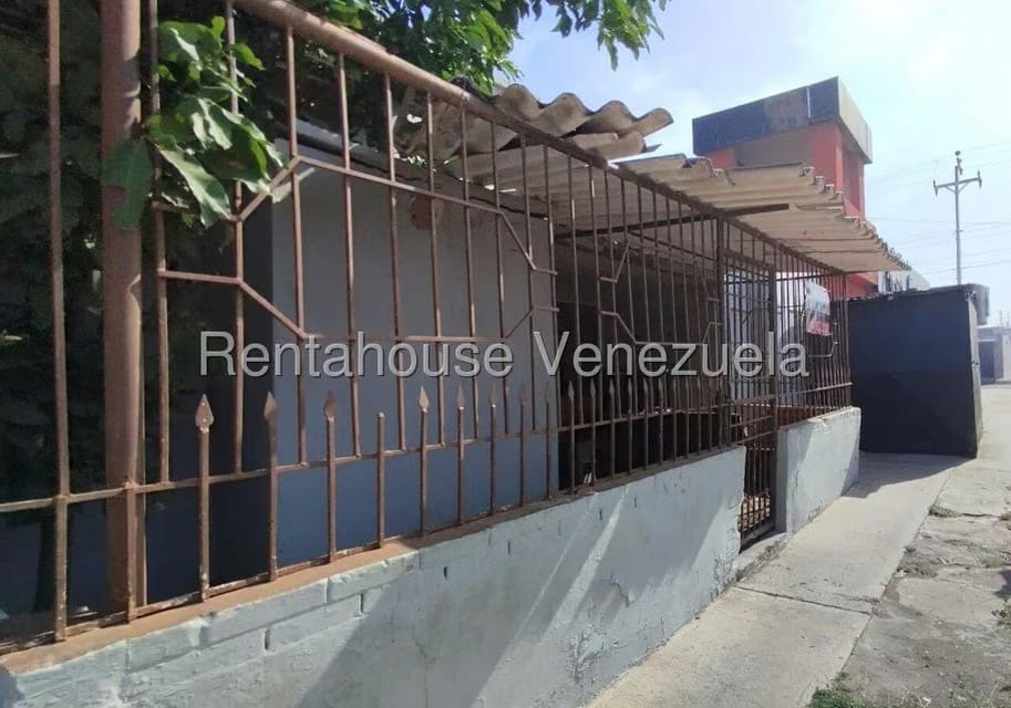 Comercial (Local Comercial) en Venta en Caja de Agua, Falcon - 3