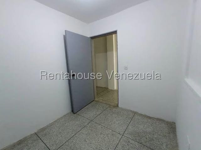 Local en Venta - Centro Guacara - Estado Carabobo - 8
